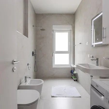 & Quiet Flat 1br By Pikhost Apartment *